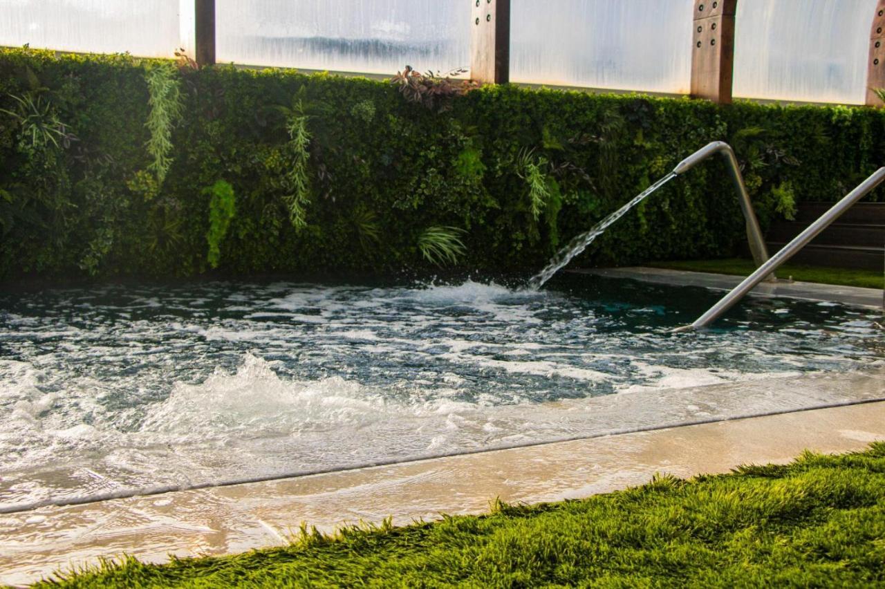 Well Hotel & Spa Масейра Екстериор снимка